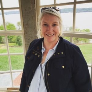 Meet your Posher, Laurel